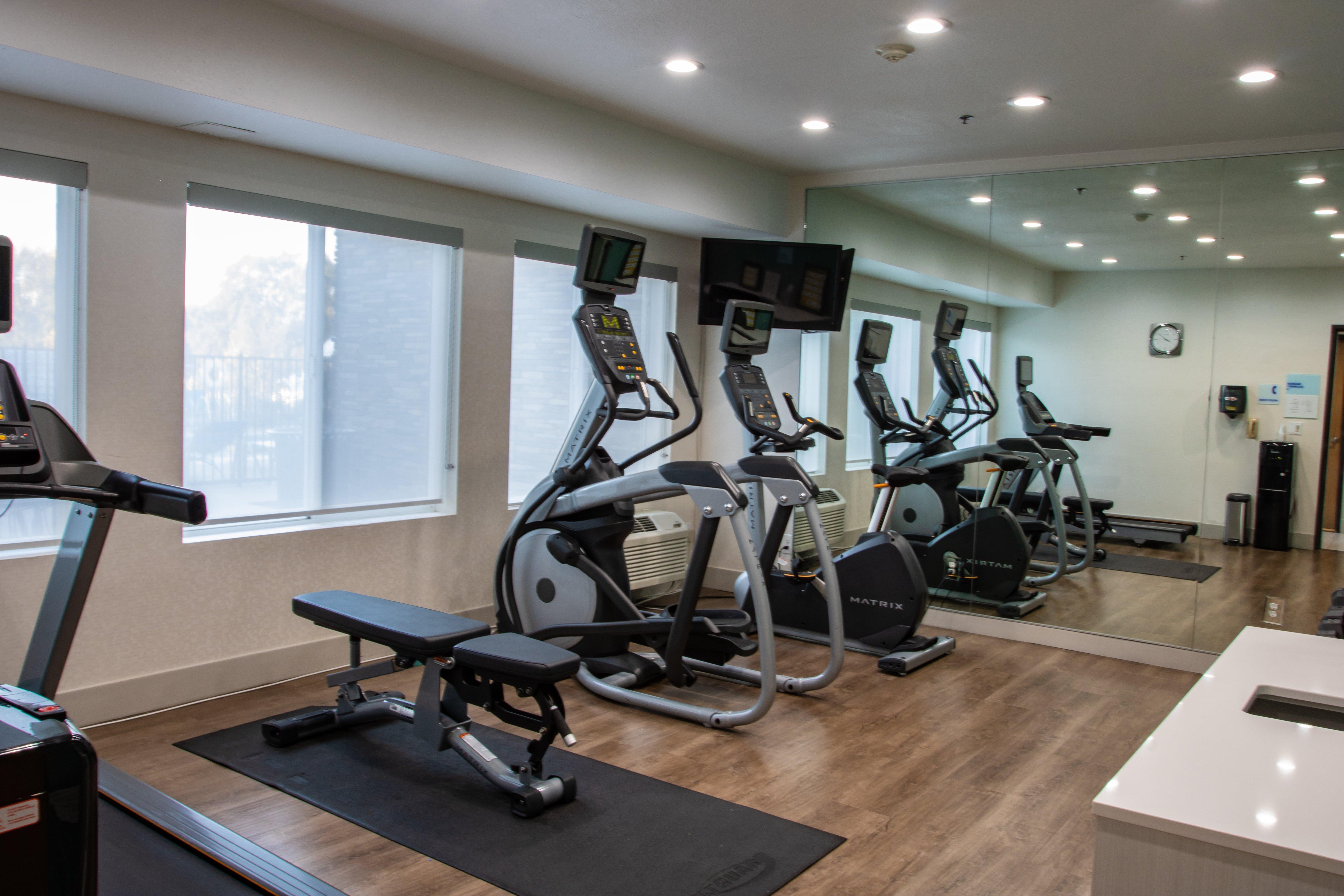 Holiday Inn Express Hotel & Suites Roseville - Galleria Area By Ihg Eksteriør bilde