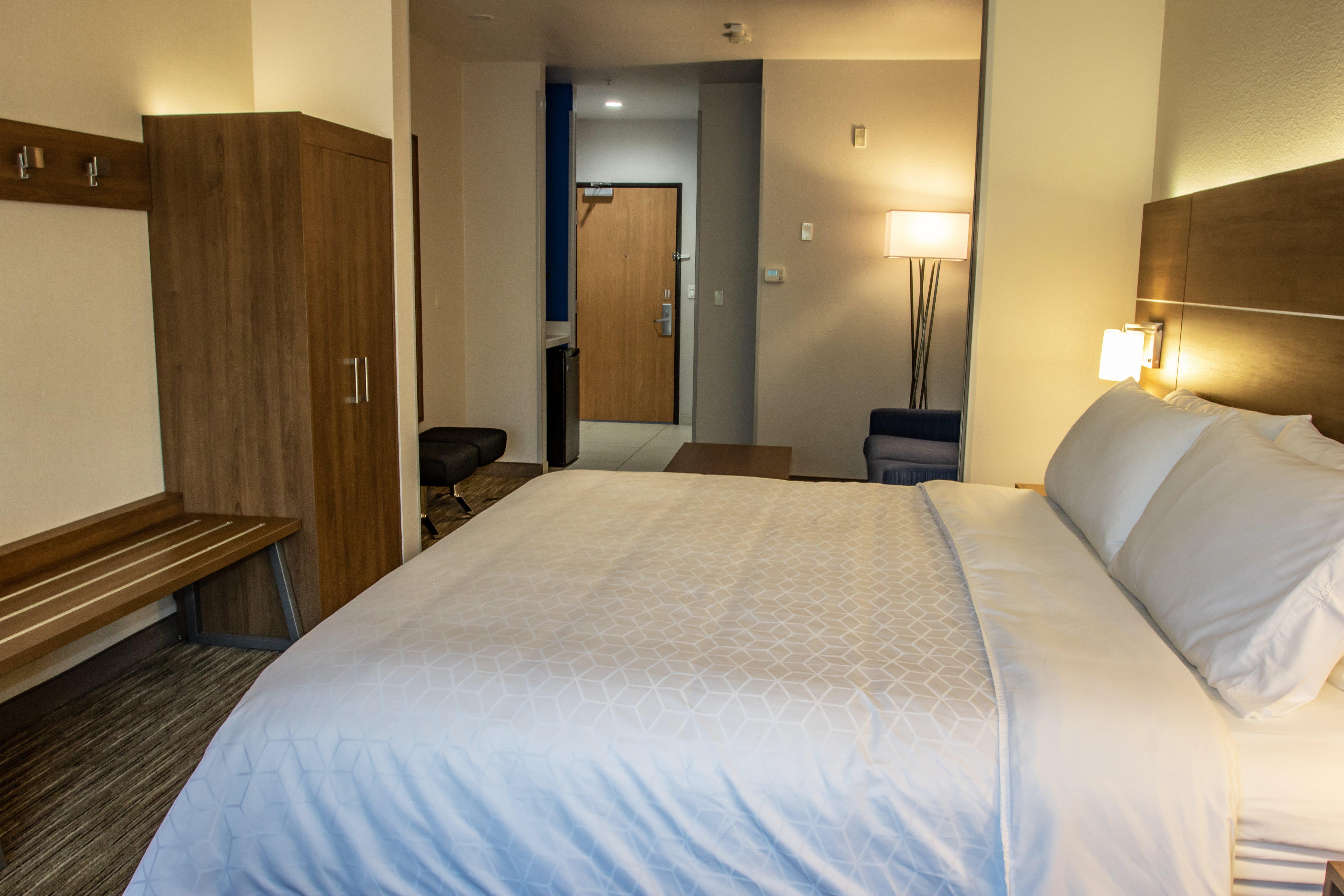 Holiday Inn Express Hotel & Suites Roseville - Galleria Area By Ihg Eksteriør bilde