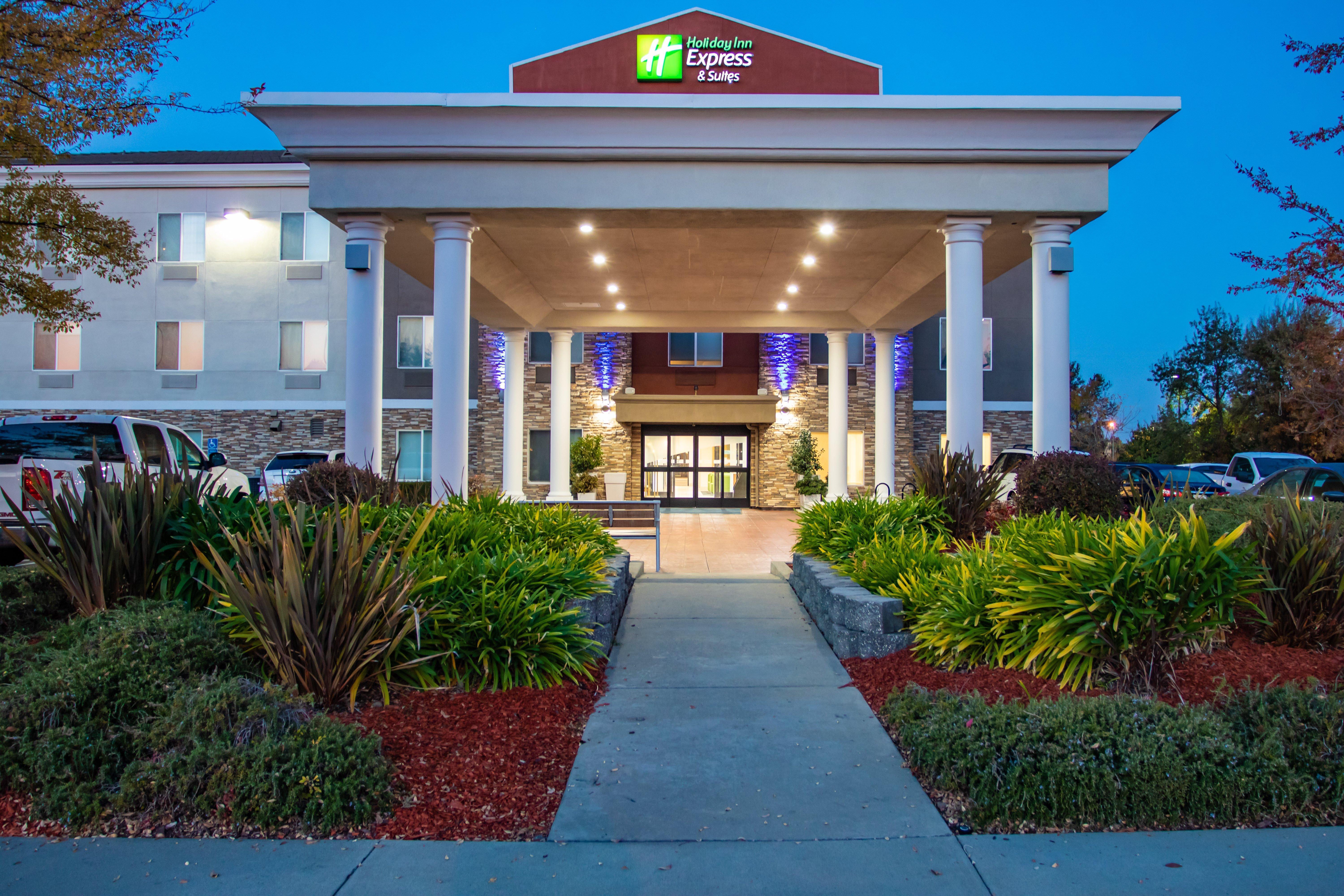 Holiday Inn Express Hotel & Suites Roseville - Galleria Area By Ihg Eksteriør bilde