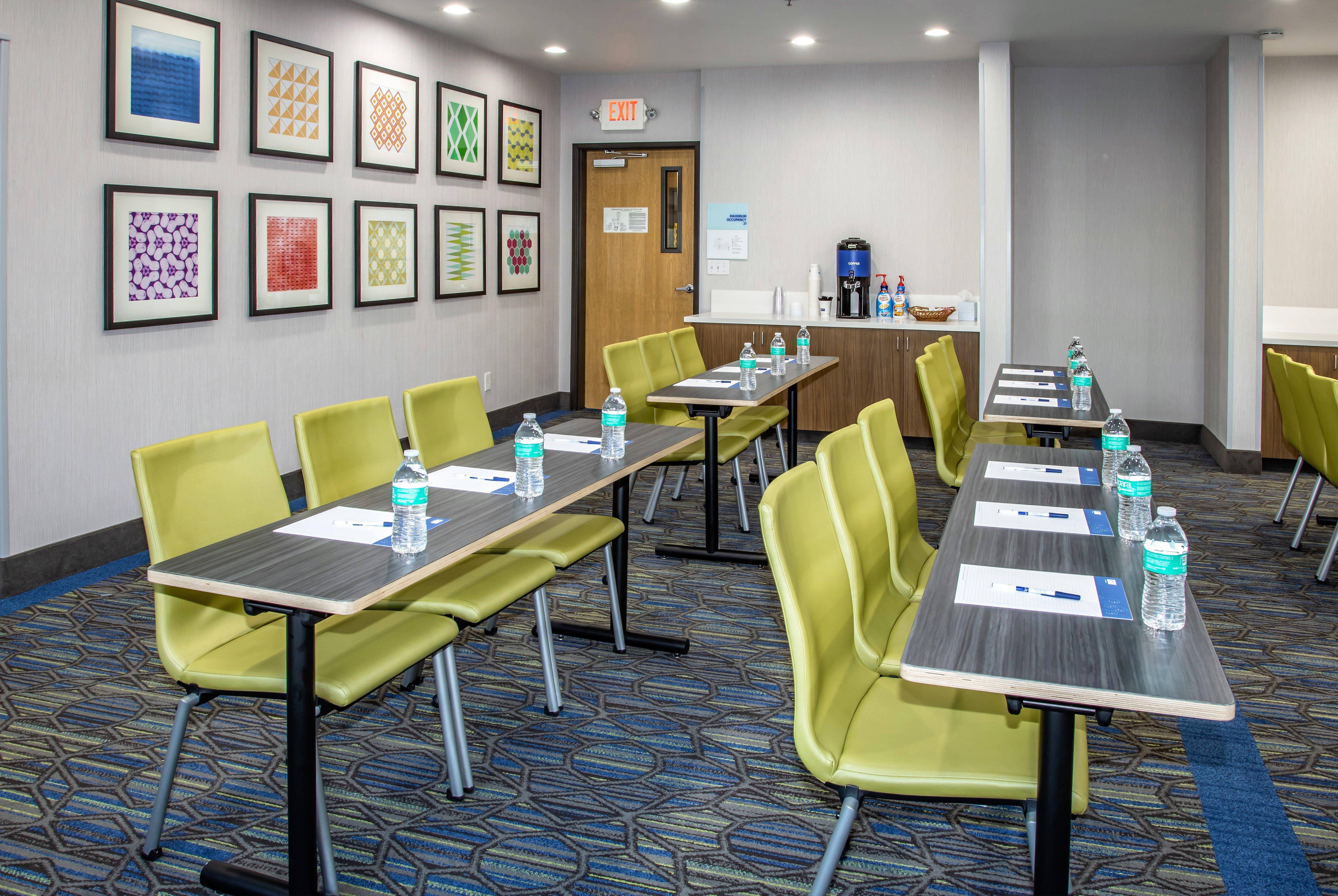 Holiday Inn Express Hotel & Suites Roseville - Galleria Area By Ihg Eksteriør bilde