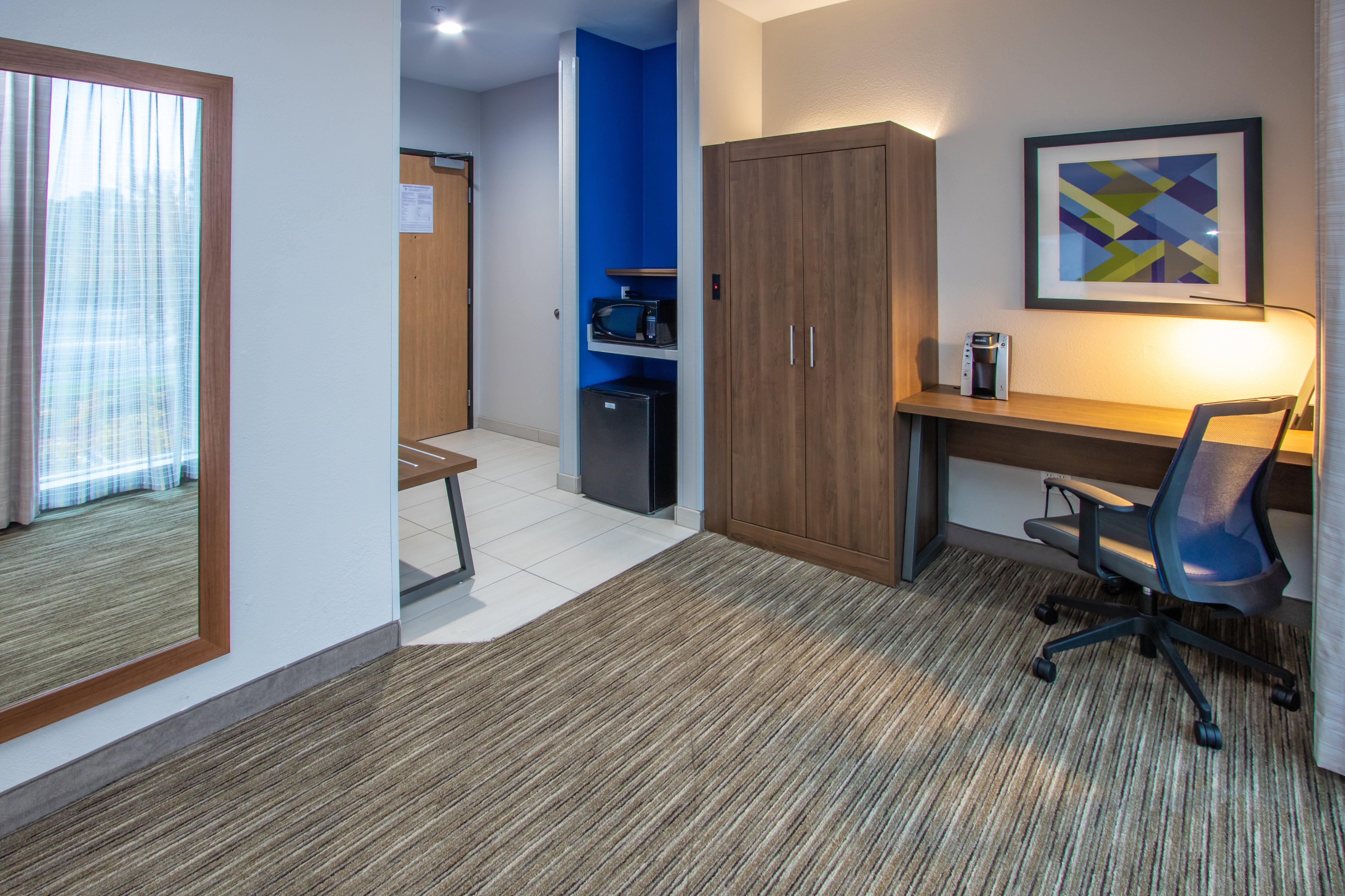 Holiday Inn Express Hotel & Suites Roseville - Galleria Area By Ihg Eksteriør bilde